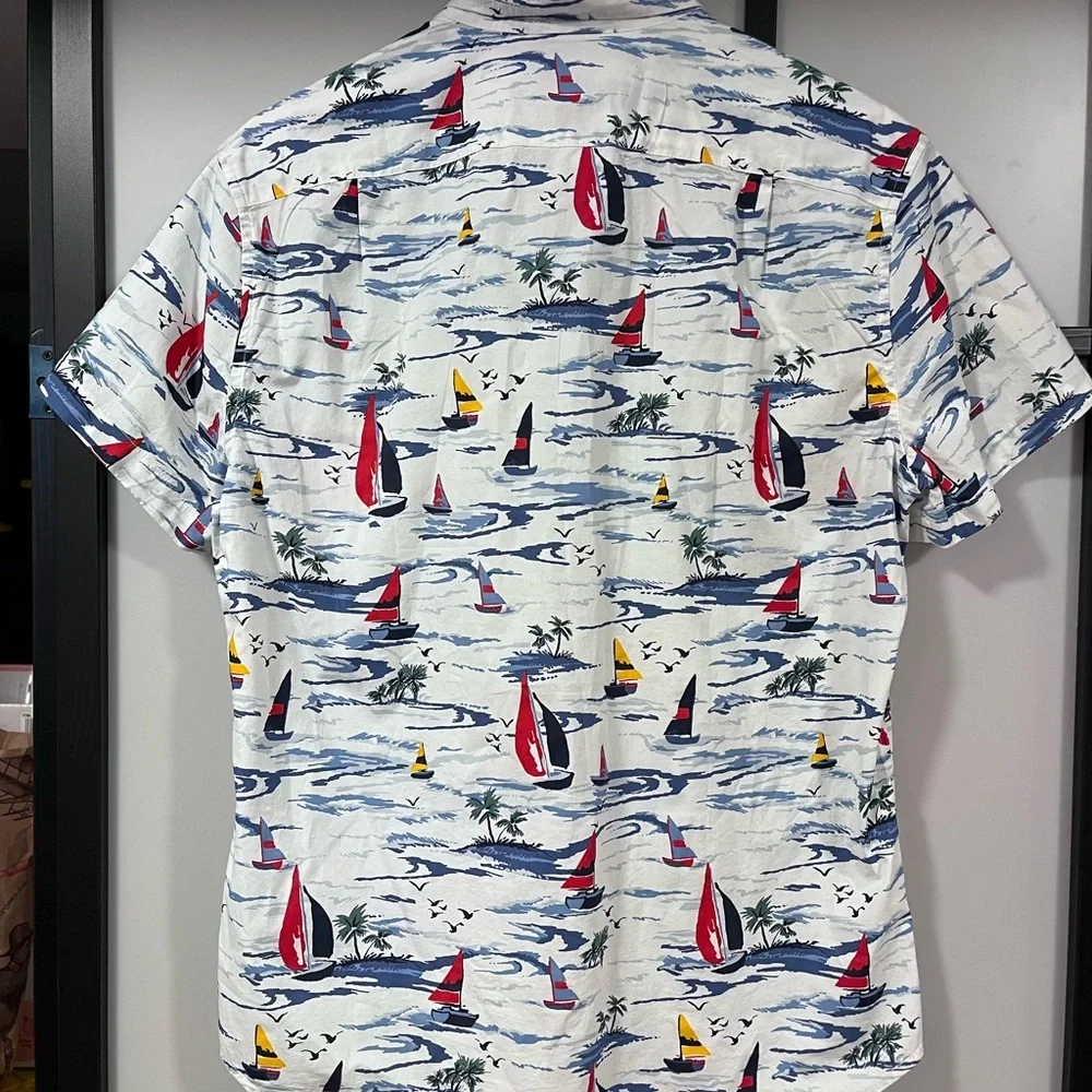 J.Crew Men's Nautical Flex Washed Short-Sleeve Shirt with Multi Color Sailboat M